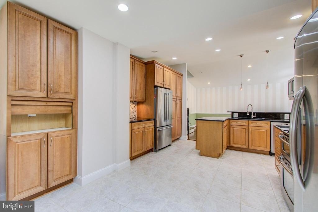 9203 Cedarcrest Drive - Photo 9