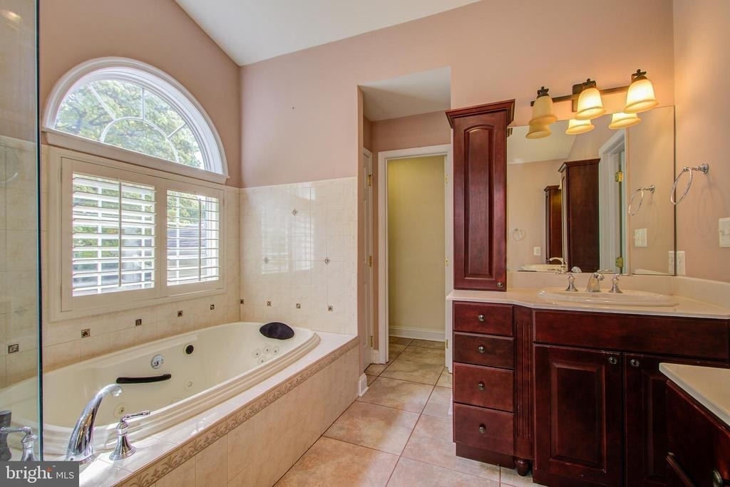 9203 Cedarcrest Drive - Photo 19