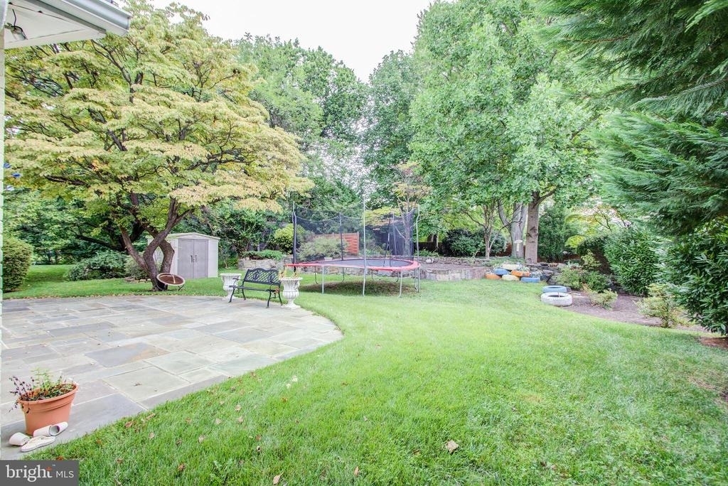 9203 Cedarcrest Drive - Photo 33