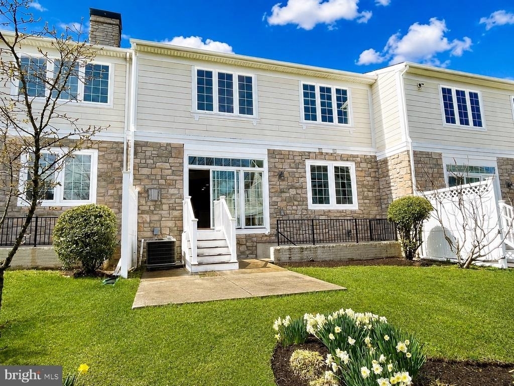 8819 Endless Ocean Way - Photo 2
