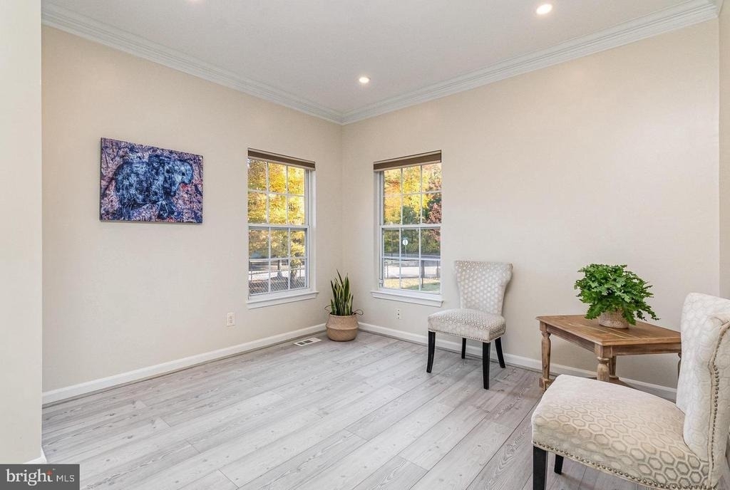 542 Berrycrest Way - Photo 2