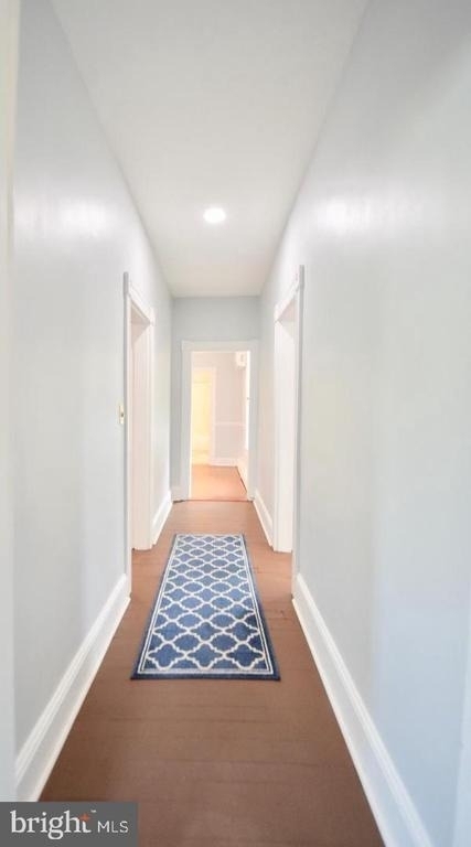 205 Oakley Street - Photo 4