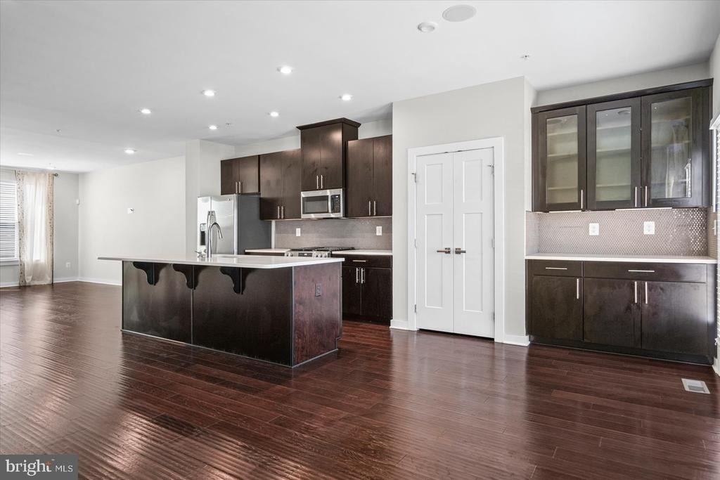 6302 Greenleigh Avenue - Photo 14