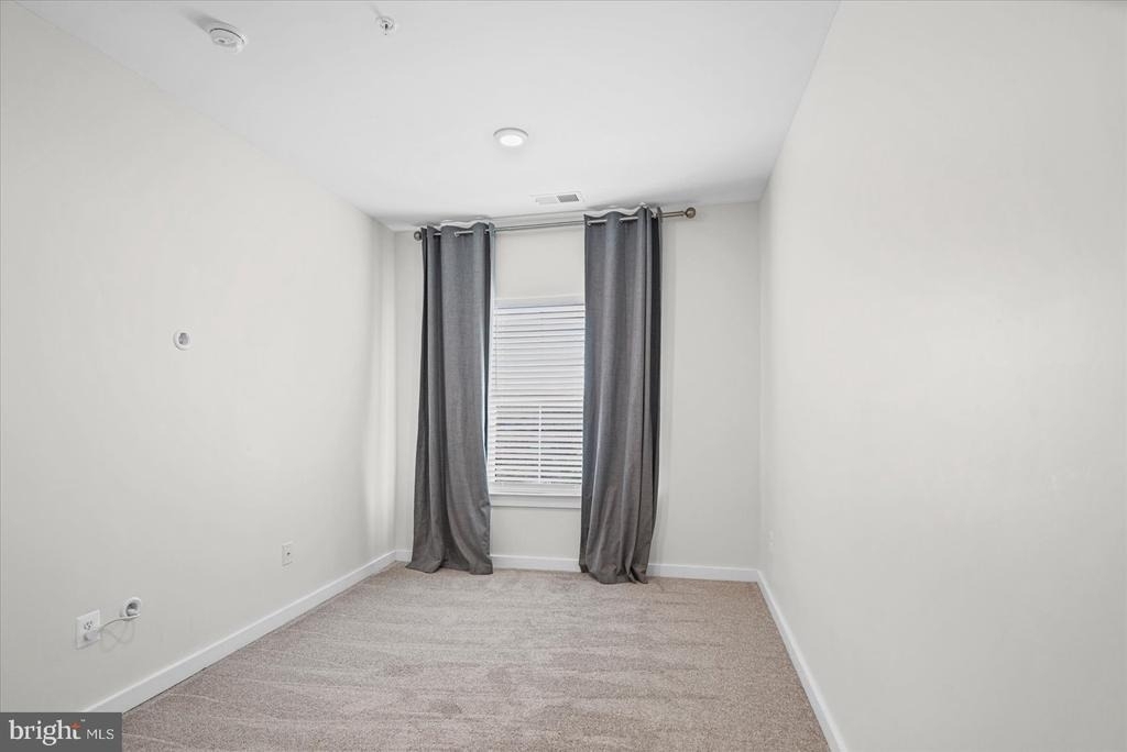 6302 Greenleigh Avenue - Photo 22