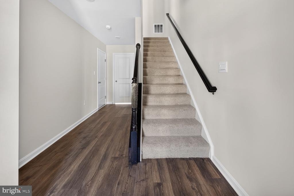 27 Merion Avenue - Photo 1