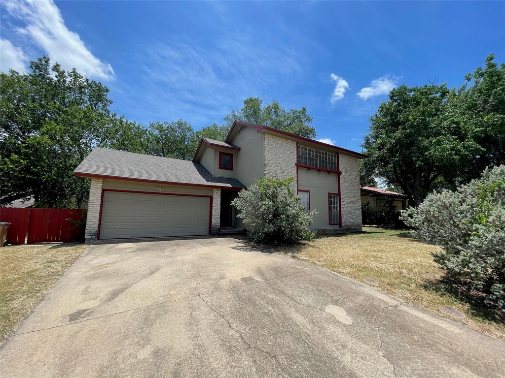 412 Blue Valley Dr - Photo 0