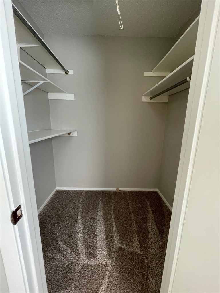 412 Blue Valley Dr - Photo 13