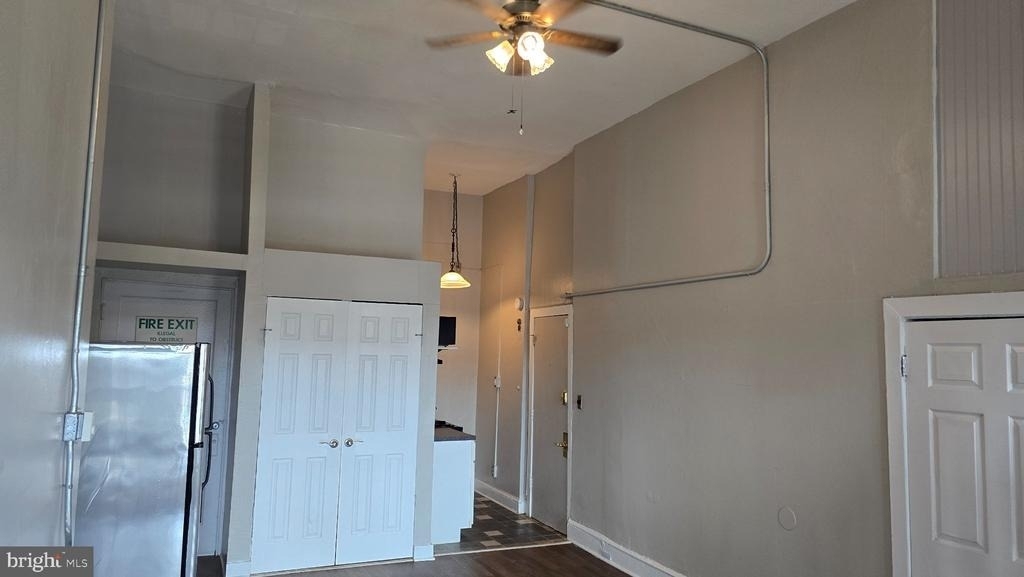 917 N Calvert Street - Photo 3