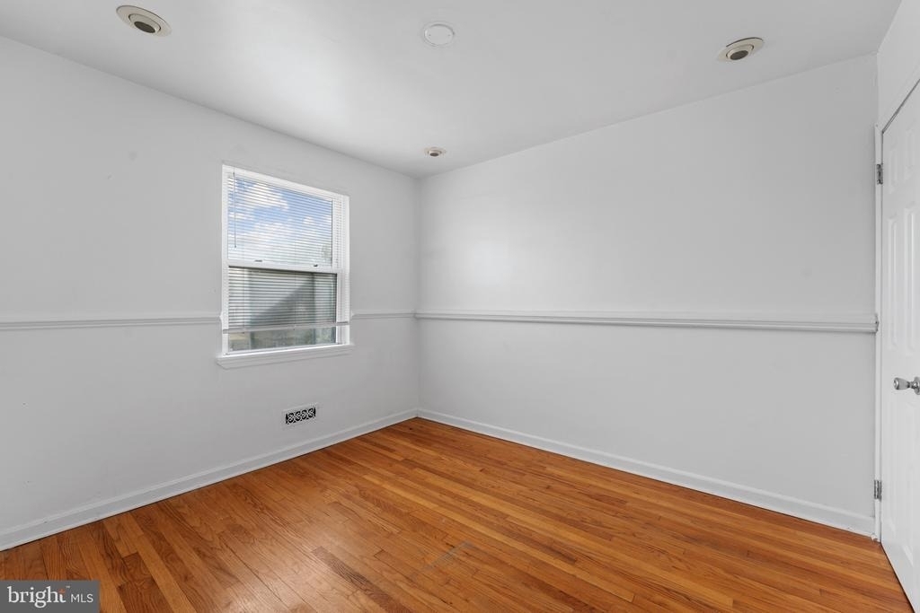 4022 Ardley Avenue - Photo 13