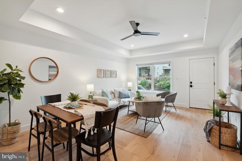 1207 Dellwood Avenue - Photo 4