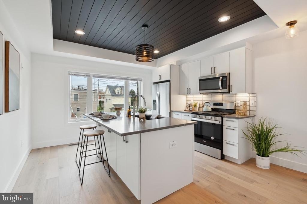 1207 Dellwood Avenue - Photo 10