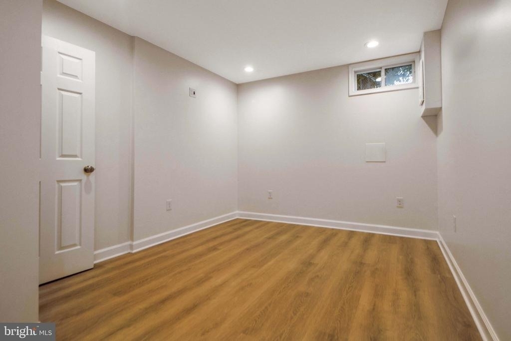 333 S Conkling Street - Photo 22