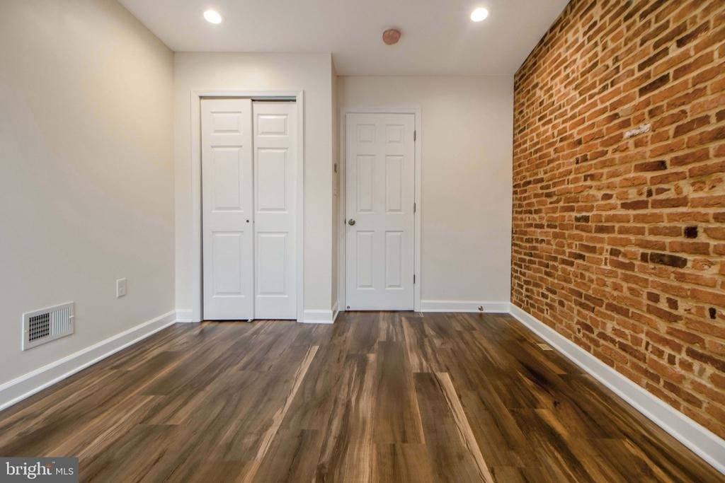 333 S Conkling Street - Photo 11