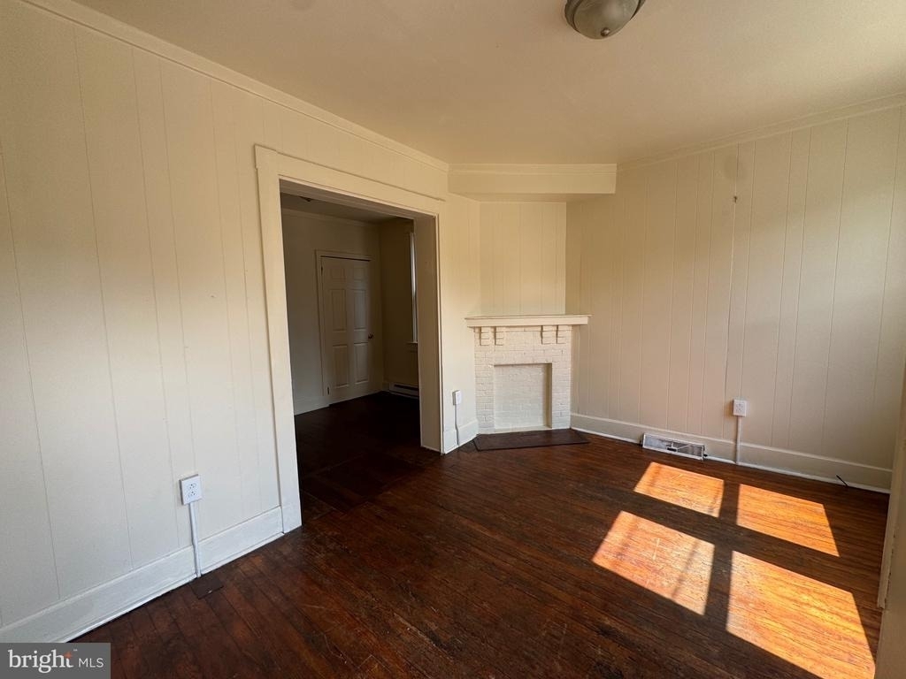 206 Pear Street - Photo 3