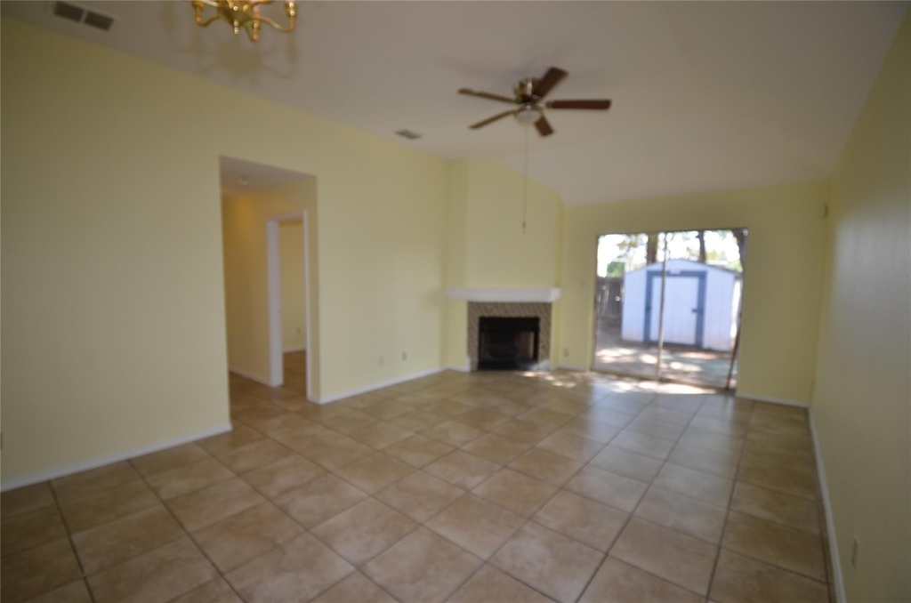 4729 Castleman Dr - Photo 25