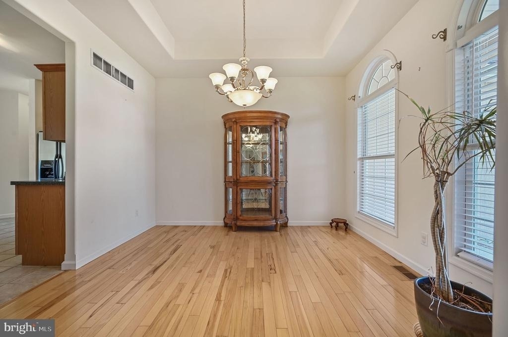 85 Redcrest Court - Photo 9