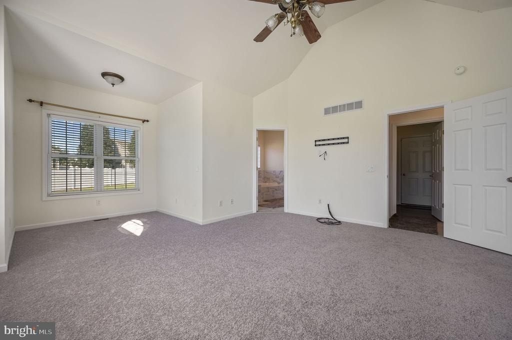 85 Redcrest Court - Photo 11