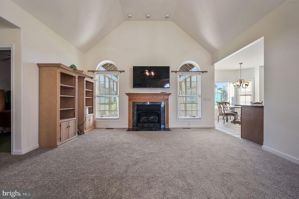 85 Redcrest Court - Photo 2