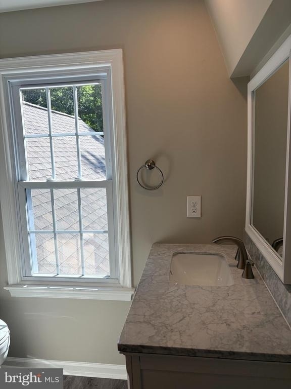 3176 Forrest Avenue - Photo 10