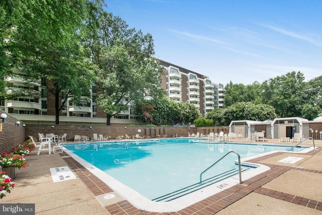 700 7th Street Sw - Photo 13