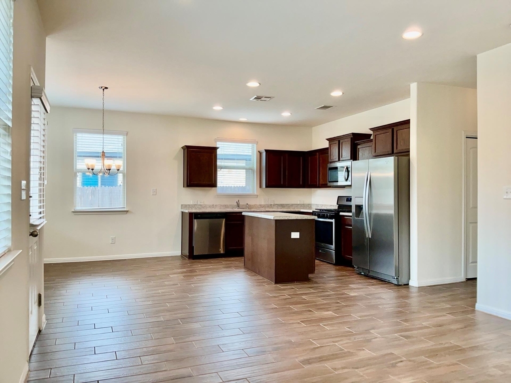 417 Cinnamon Teal Ln - Photo 6