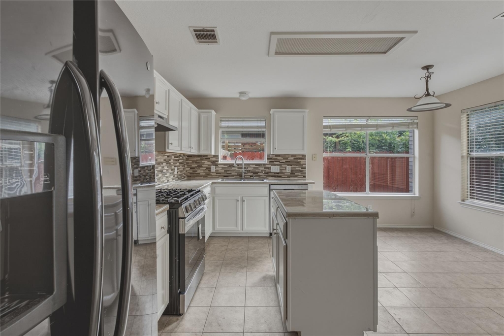 9341 Bernoulli Dr - Photo 3