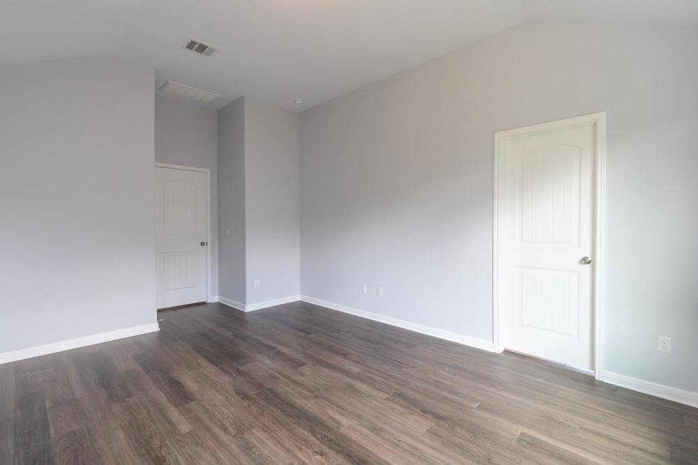 1411 Elbe St - Photo 20