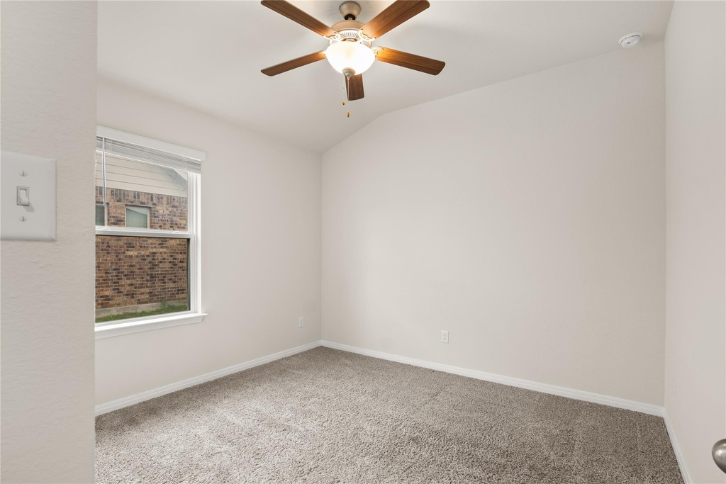 105 Saviano Rd - Photo 11