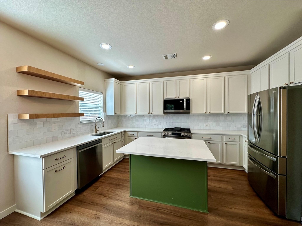10501 Wylie Dr - Photo 9