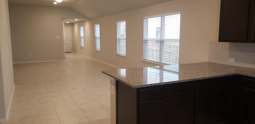 5612 Respinto Dr - Photo 11