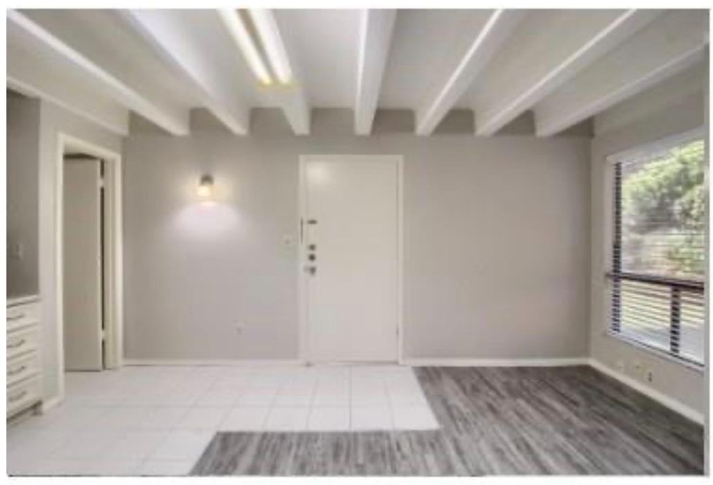 5914 Lago Vista Way - Photo 2