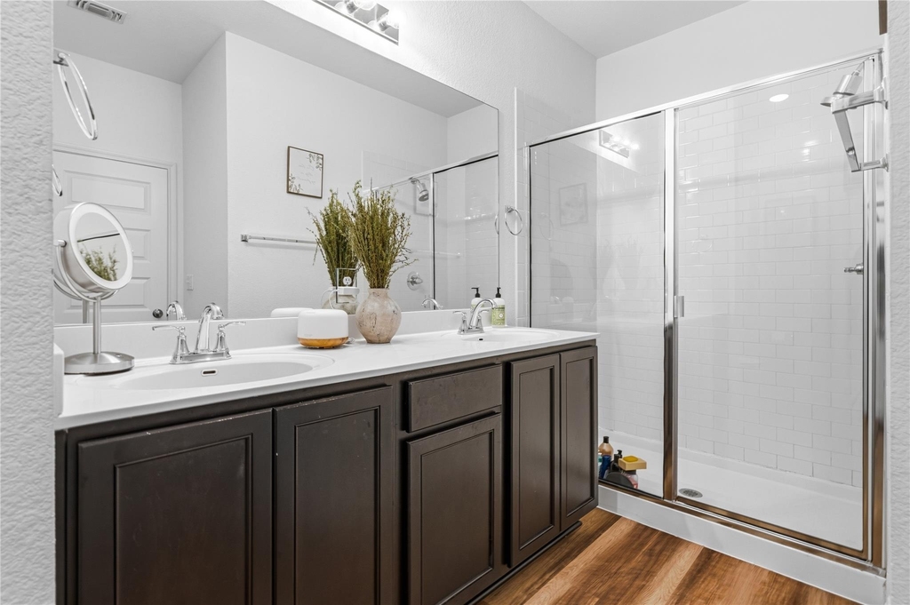 7704 Norah Dr - Photo 9