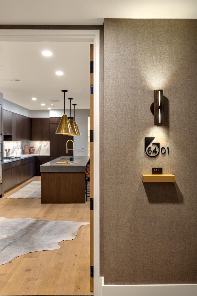 600 Guadalupe St - Photo 2