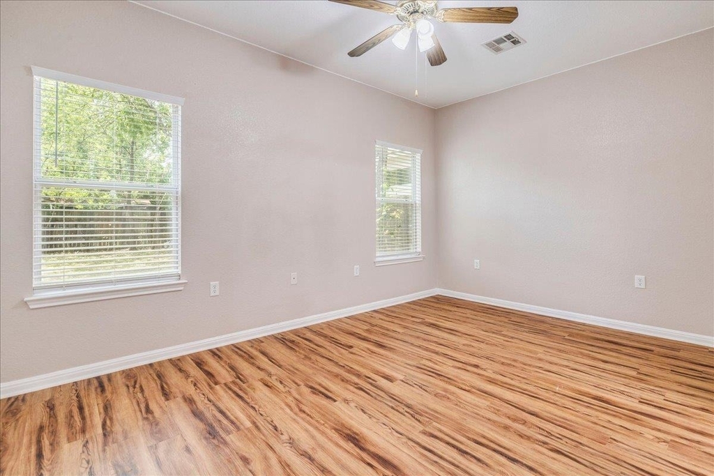6801 Porter St - Photo 13
