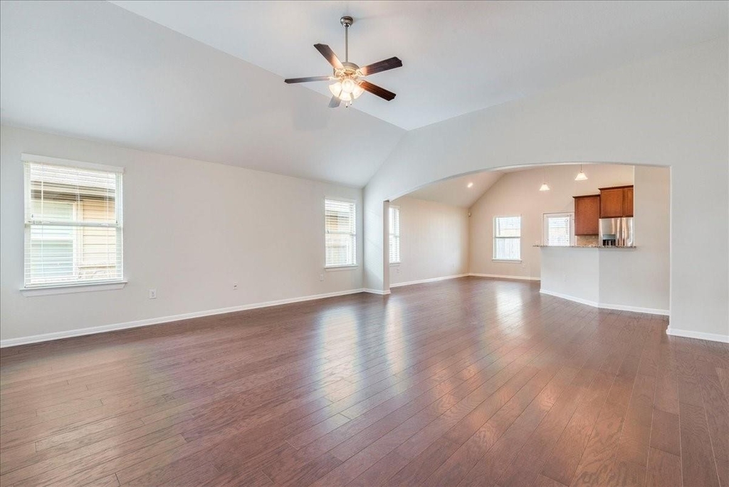 13000 Alans Way - Photo 2