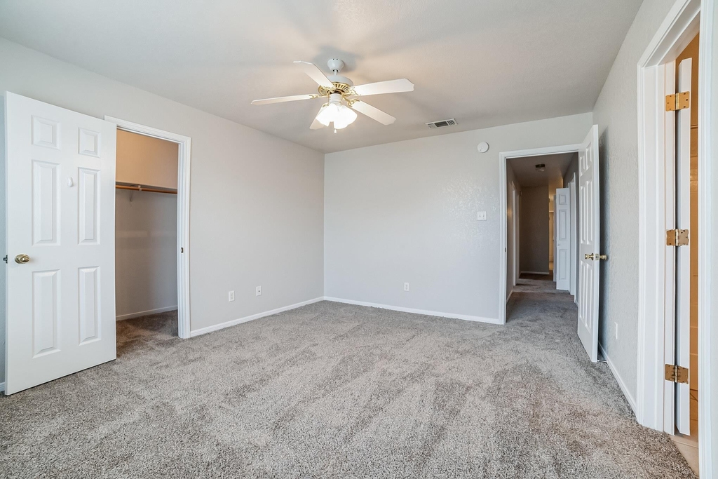 319 Cedar Ridge Dr - Photo 23