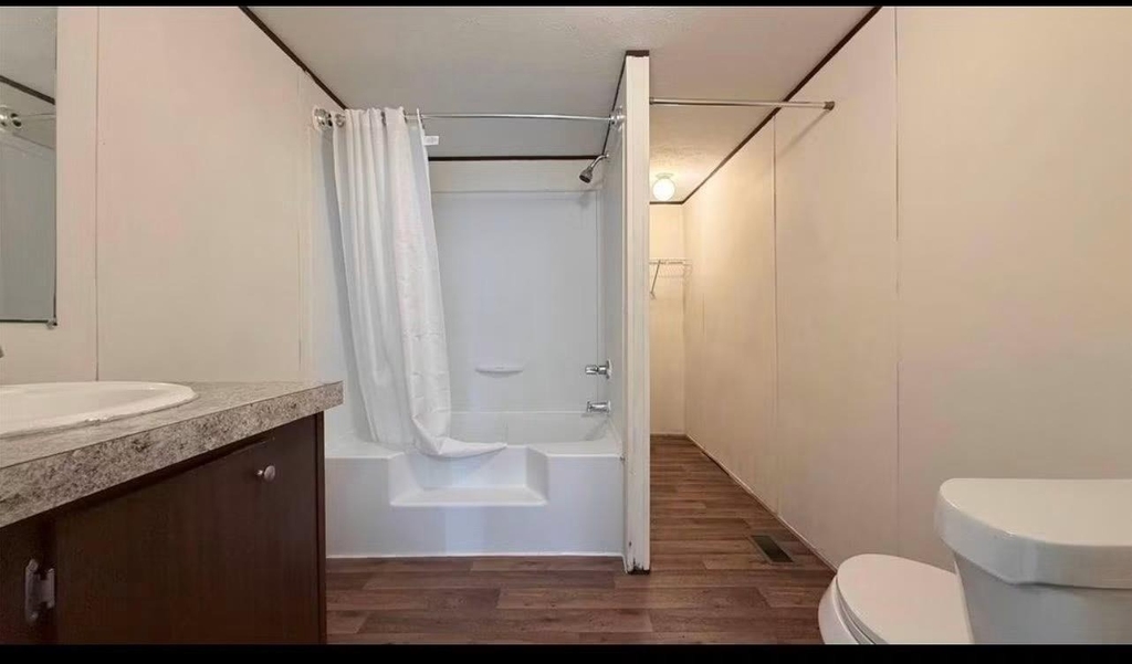 1430 W Howard Ln - Photo 13
