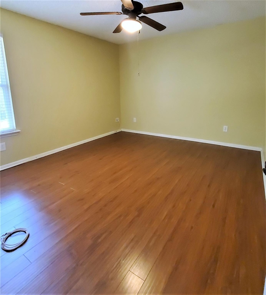 11905 Bell Ave - Photo 10