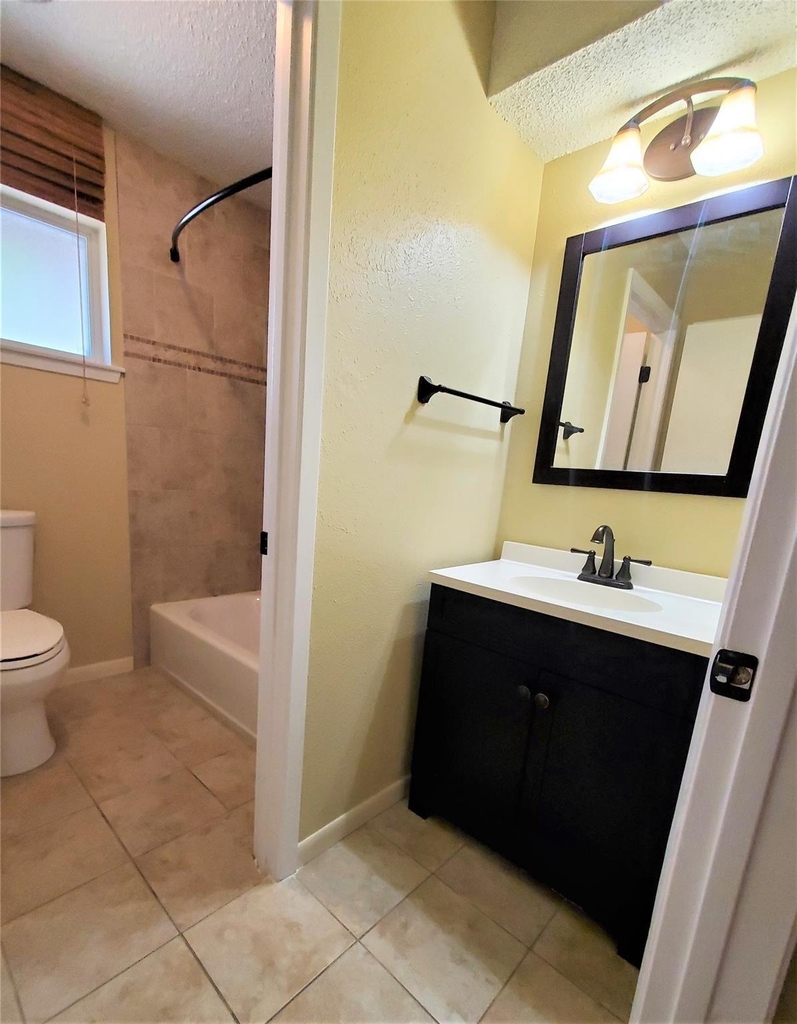 11905 Bell Ave - Photo 8