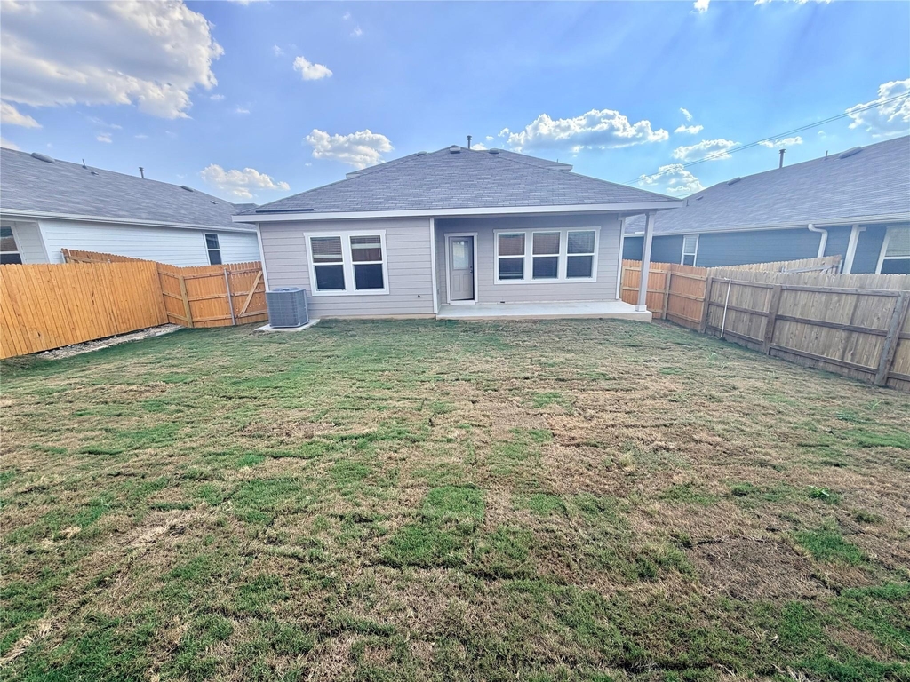214 Balmorehea St - Photo 9