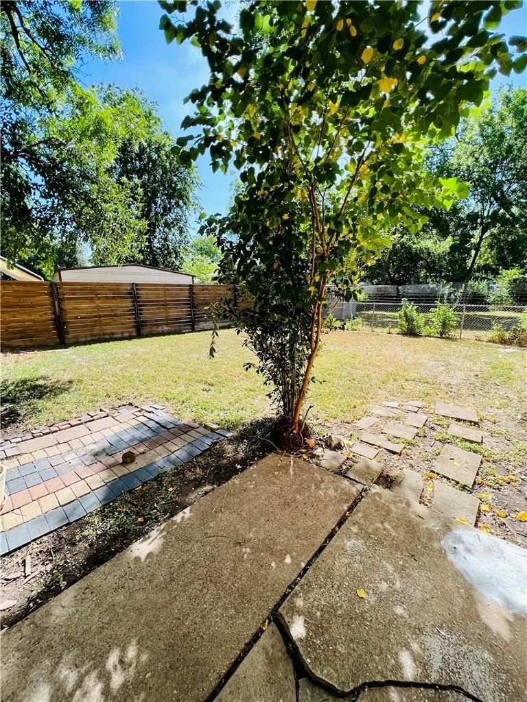 1914 Cullen Ave - Photo 19