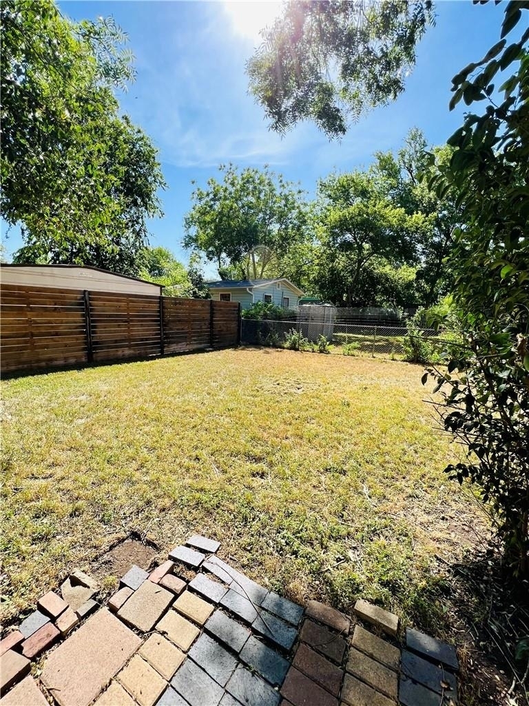 1914 Cullen Ave - Photo 20