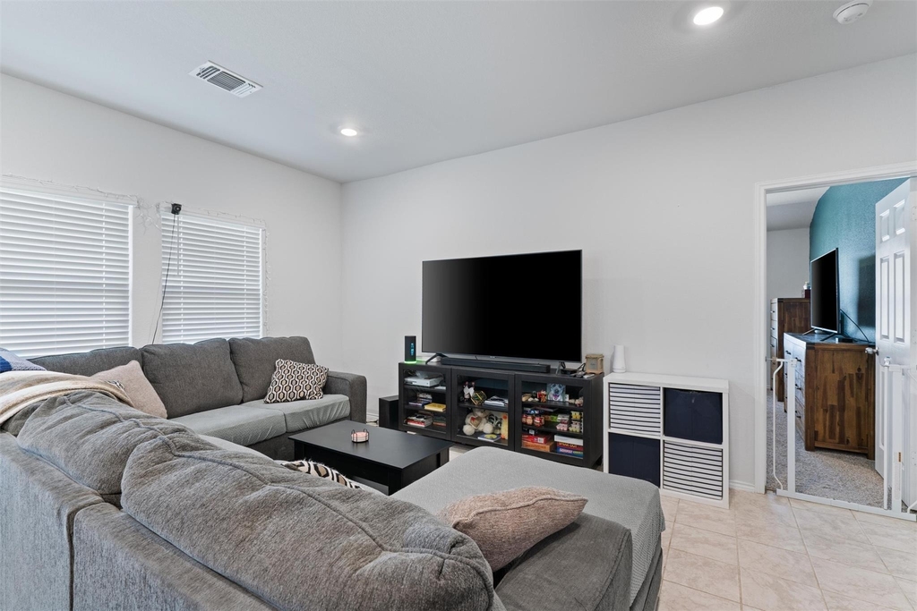 701 Taggart Trl - Photo 17
