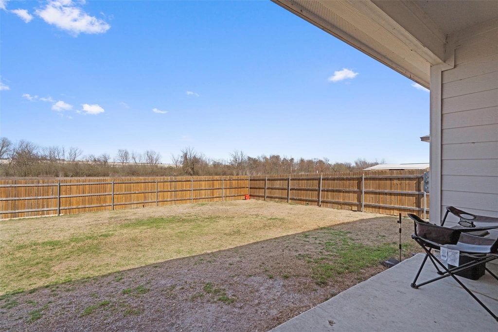 701 Taggart Trl - Photo 5