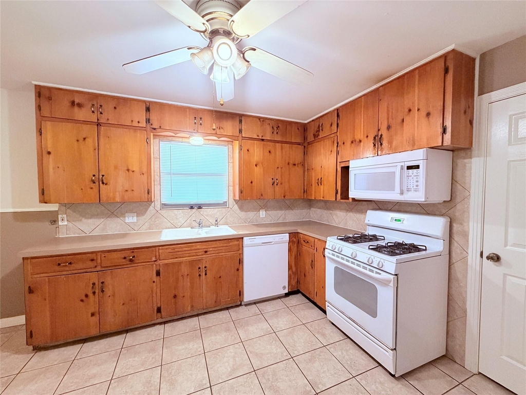 5915 Sunshine Dr - Photo 5