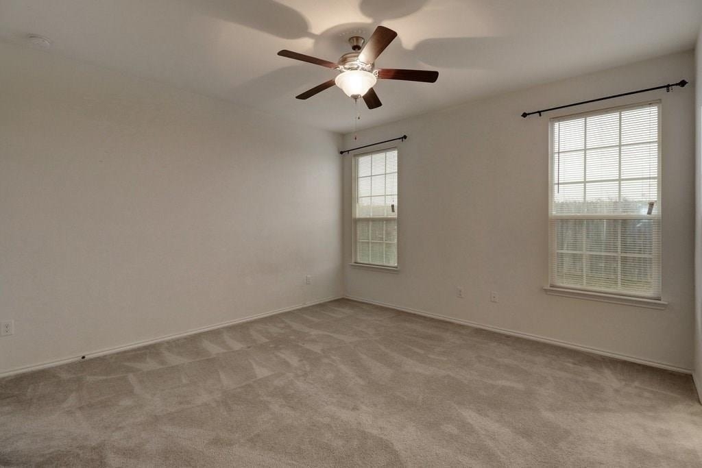 11208 Kildoon Dr - Photo 2