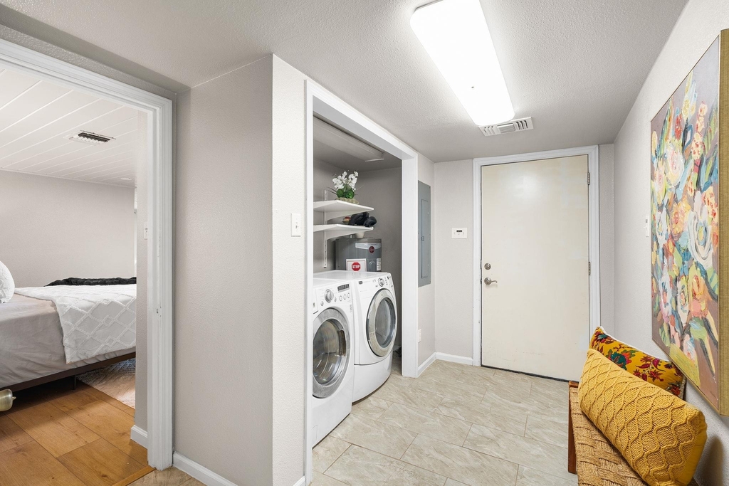1700 W 7th St - Photo 11