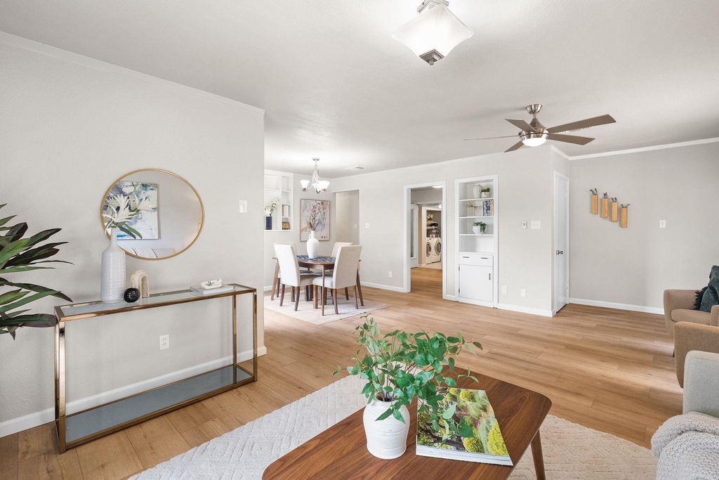 1700 W 7th St - Photo 4