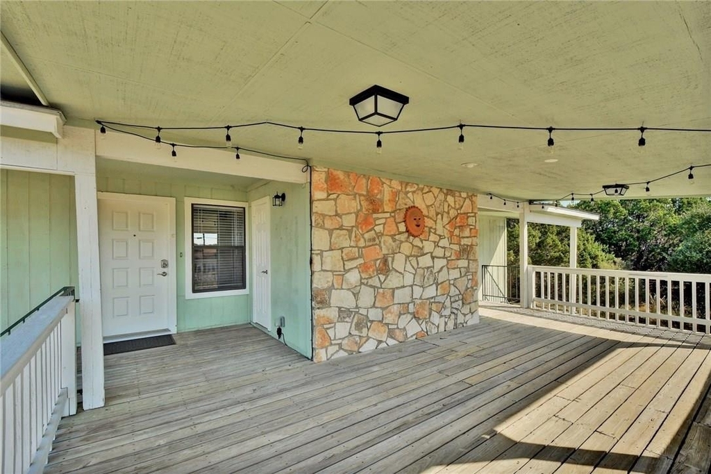 20800 Bonanza St - Photo 1