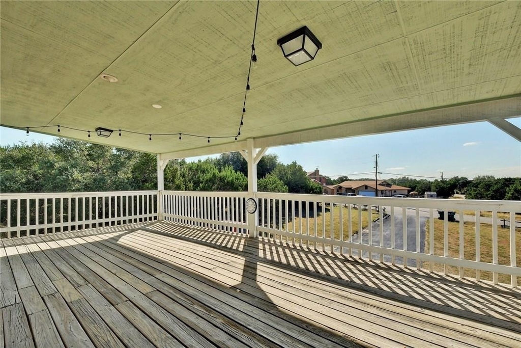 20800 Bonanza St - Photo 2